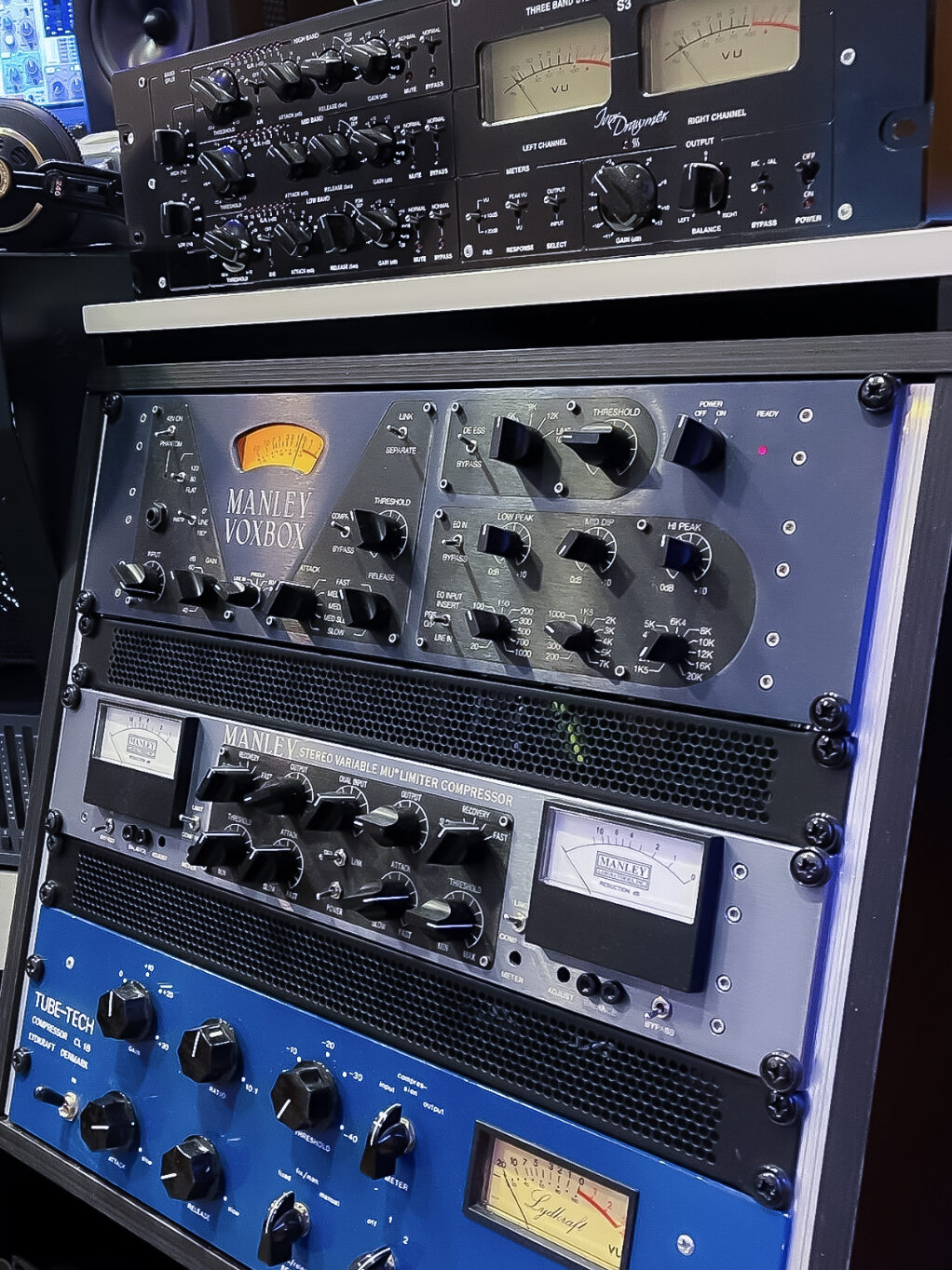 Audio Equipment im Recording Studio in Südtirol von Manley Voxbox und Tube Tech CL 1